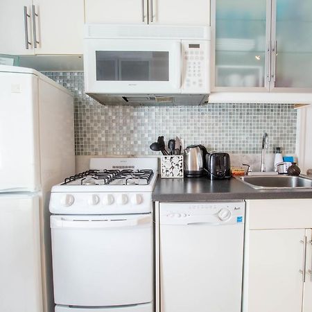 Ocean Walk Apartments Miami Beach Bagian luar foto