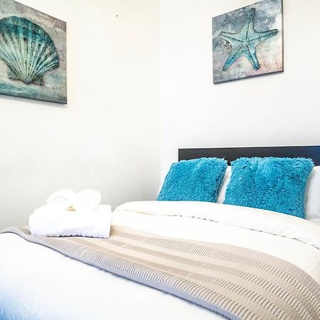 Ocean Walk Apartments Miami Beach Bagian luar foto