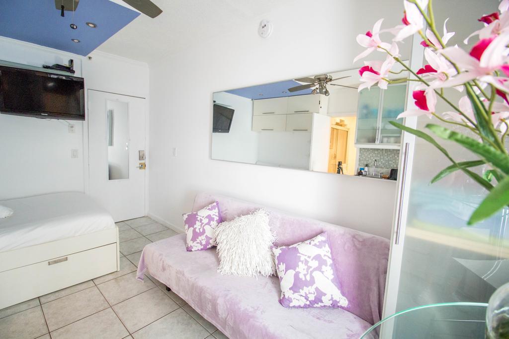 Ocean Walk Apartments Miami Beach Bagian luar foto