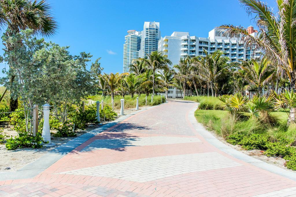 Ocean Walk Apartments Miami Beach Bagian luar foto