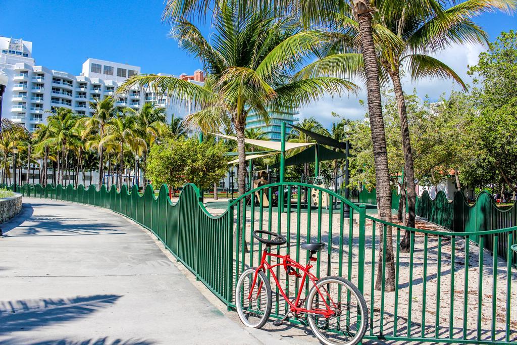 Ocean Walk Apartments Miami Beach Bagian luar foto